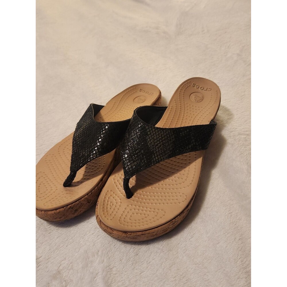 Crocs A-Leigh Cork Wedge Thong With Black Snakeskin Textured Straps Size 8
